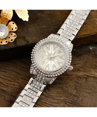 Siver Diamond Stylish Royal Designer Party Watch 1