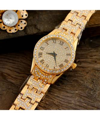 Golden Smart Look Designer Full Of Diamond Watch 3