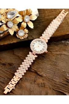 Rose Gold Party Look Full Of Diamond Collection