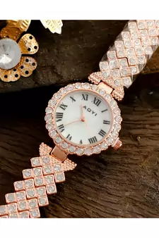 Rose Gold Party Look Full Of Diamond Collection