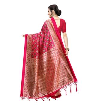Pink printed art silk saree with blouse 4