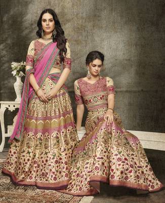 Cream Embroidered Silk Semi Stitched Lehenga 3
