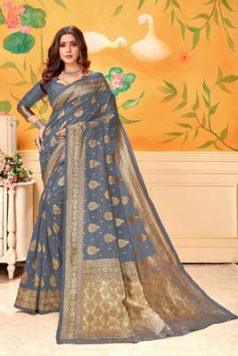 Grey Woven Silk Blend Saree With Blouse 1