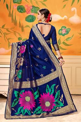 Navy Blue Woven Silk Blend Saree With Blouse 3