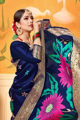 Navy Blue Woven Silk Blend Saree With Blouse 5