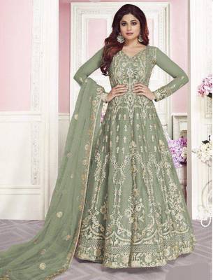 Green embroidered santoon salwar 1