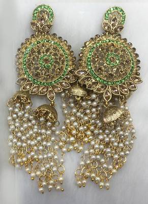 Green diamond earrings 1