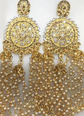 Gold diamond earrings 1