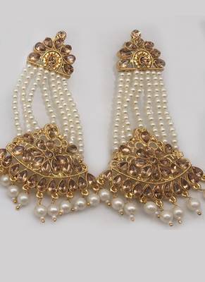 Gold diamond earrings 1