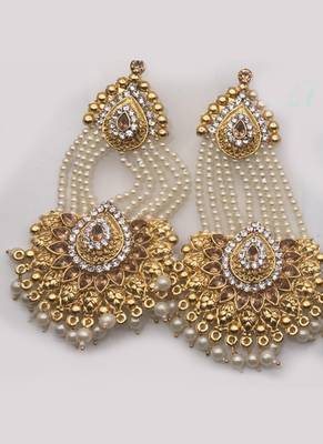 Gold diamond earrings 1