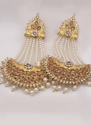 Gold diamond earrings 1