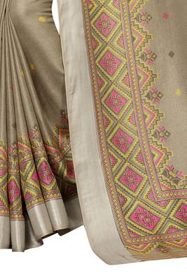 Chiku Woven Linen Saree With Blouse 4