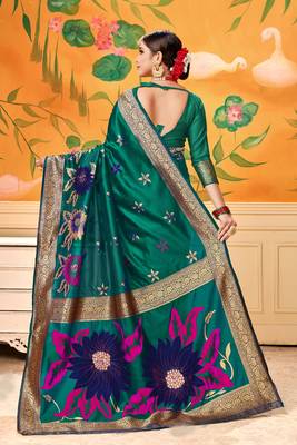 Light Navy Blue Woven Silk Blend Saree With Blouse 3