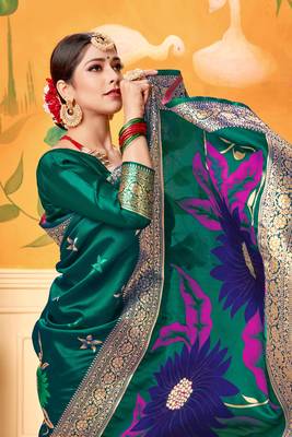 Light Navy Blue Woven Silk Blend Saree With Blouse 5