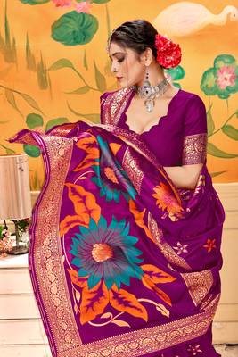 Magenta Woven Silk Blend Saree With Blouse 5