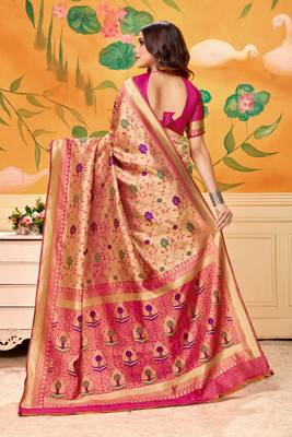 Pink Woven Silk Blend Saree With Blouse 3
