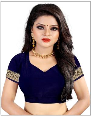 Green plain faux georgette saree with blouse 4