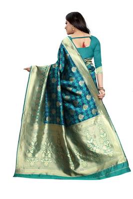 Green Woven Jacquard Saree With Blouse 4