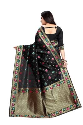 Black Woven Jacquard Saree With Blouse 4