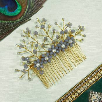Grey pearl hair-accessories 3