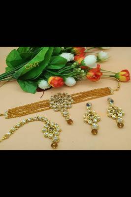 Gold necklaces 1
