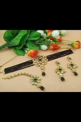 Black necklaces 1
