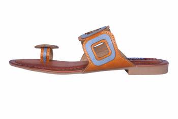 Women Tan  one toe Sandal 3