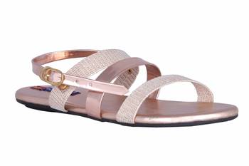Women pink flat sandals 1
