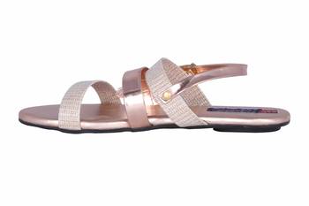 Women pink flat sandals 3