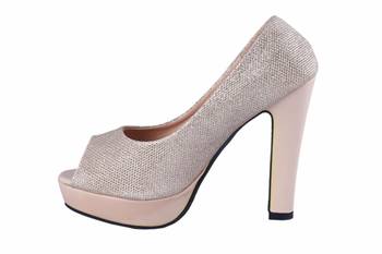 Women-Gold-platform pumps 3