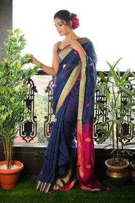 Navy Blue Pure Linen Saree With Pink Pallu And Zari Border 1