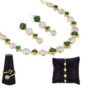 Green necklace-sets 1