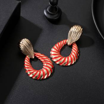 Red earrings 2