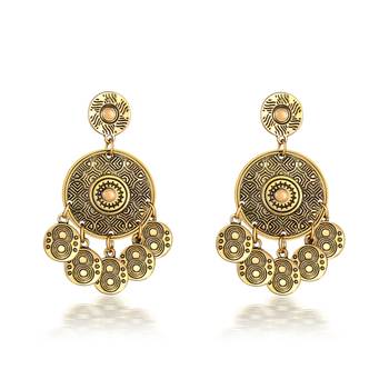 Gold earrings 1