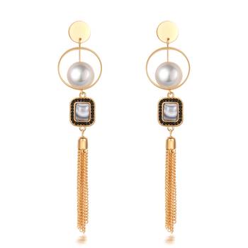 Gold earrings 1