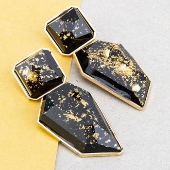 Black earrings 2