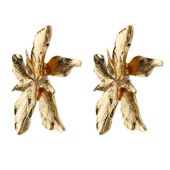 Gold earrings 3