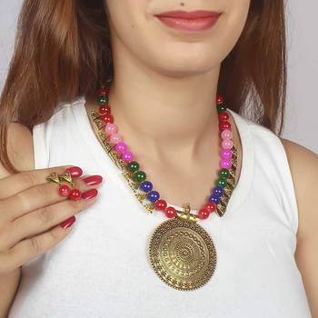 Multicolor necklaces 2