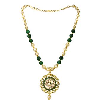 Green necklaces 4