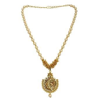 Gold necklaces 4