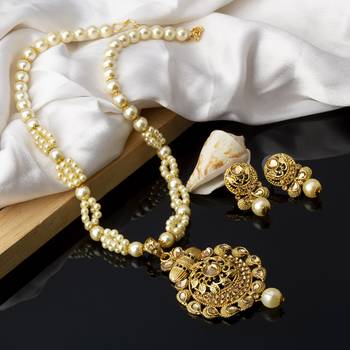 Gold necklaces 2