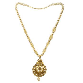 Gold necklaces 4