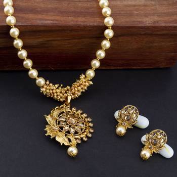 Gold necklaces 2