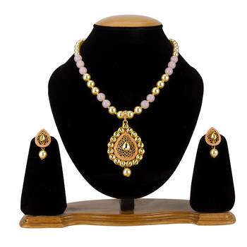 Pink necklaces 1