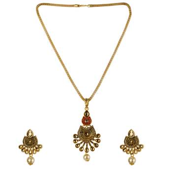 Gold necklaces 3
