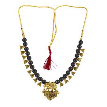 Black necklaces 3