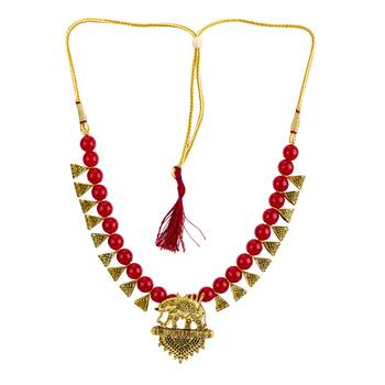 Red necklaces 3