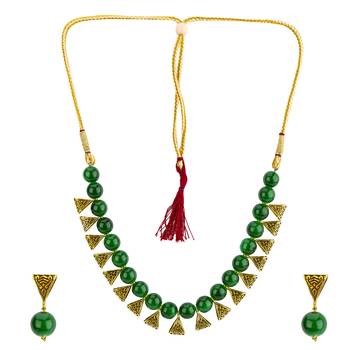 Green necklaces 1