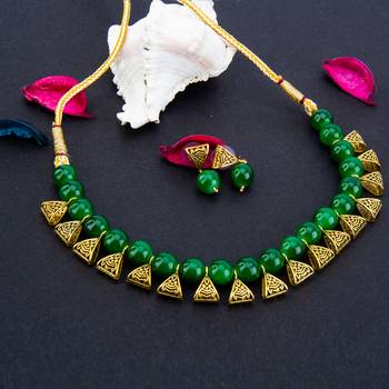 Green necklaces 2