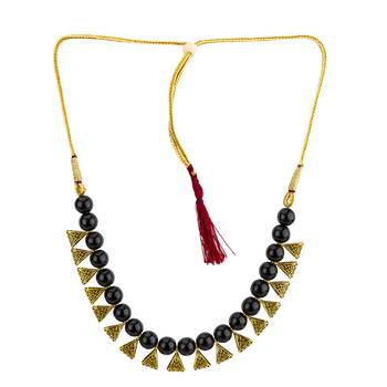Black necklaces 3